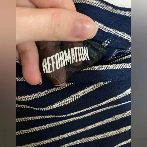 Reformation Nessy Wrap Skirt Size Medium Navy Cream Striped - Picture 5 of 11